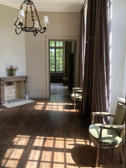 Charming 18Th Century Chateau, Near Bayeux In Calvados, Normandie Livry  Luaran gambar