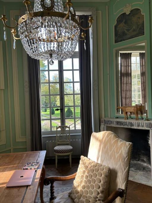 Charming 18Th Century Chateau, Near Bayeux In Calvados, Normandie Livry  Luaran gambar