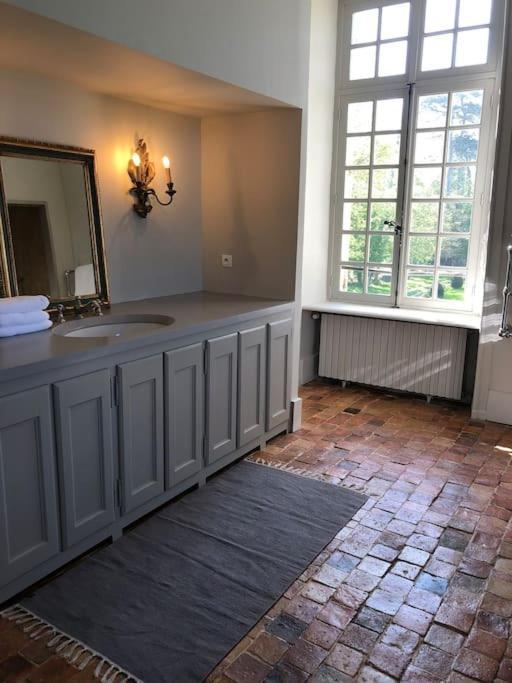 Charming 18Th Century Chateau, Near Bayeux In Calvados, Normandie Livry  Luaran gambar